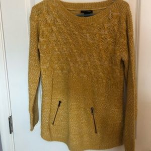 Sweater woman’s